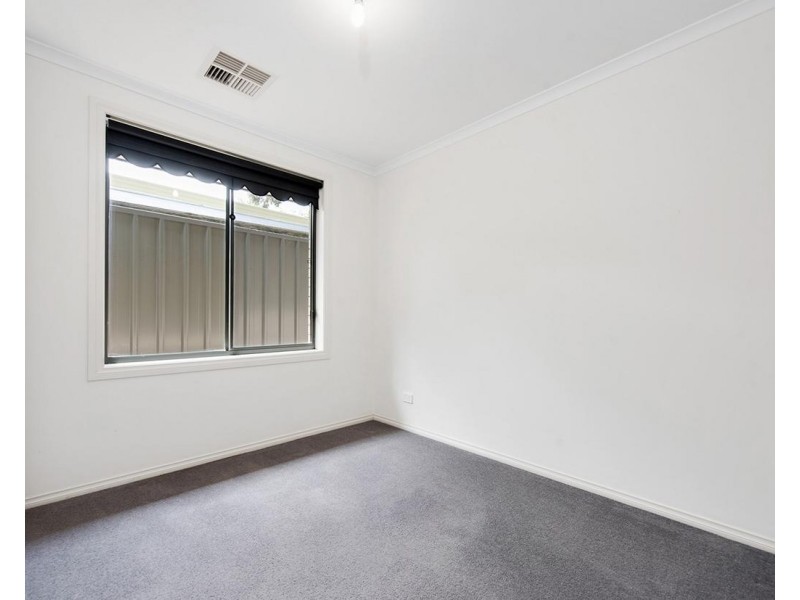 17a Cowra Avenue, Gilles Plains SA 5086