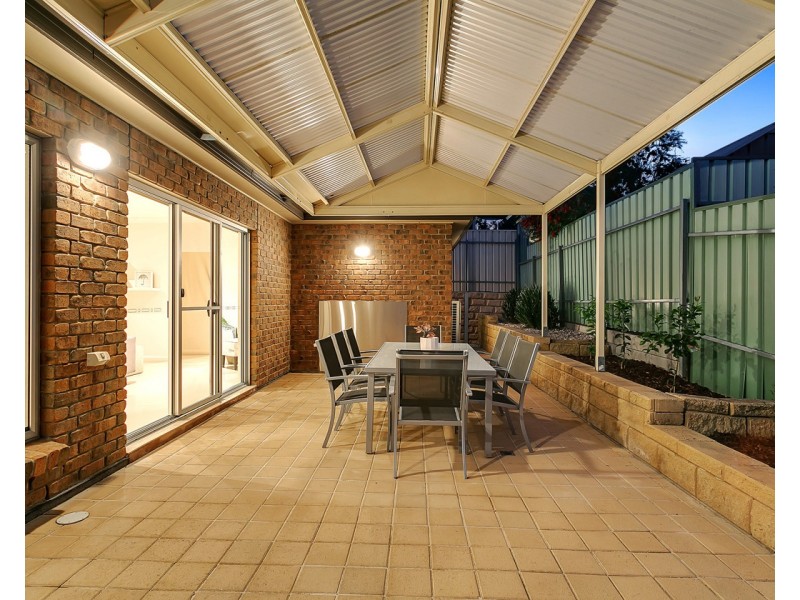 2/55 Oakridge Road, Aberfoyle Park SA 5159