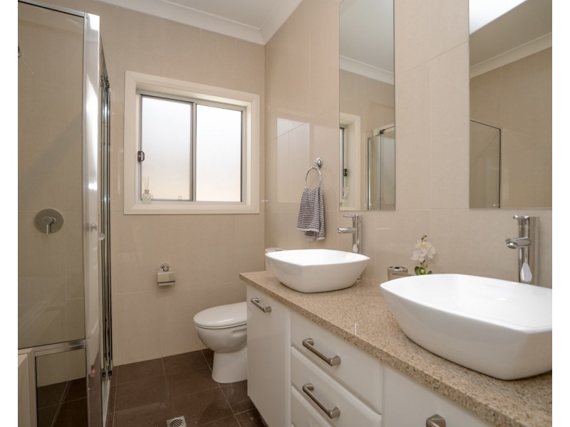 2/55 Oakridge Road, Aberfoyle Park SA 5159