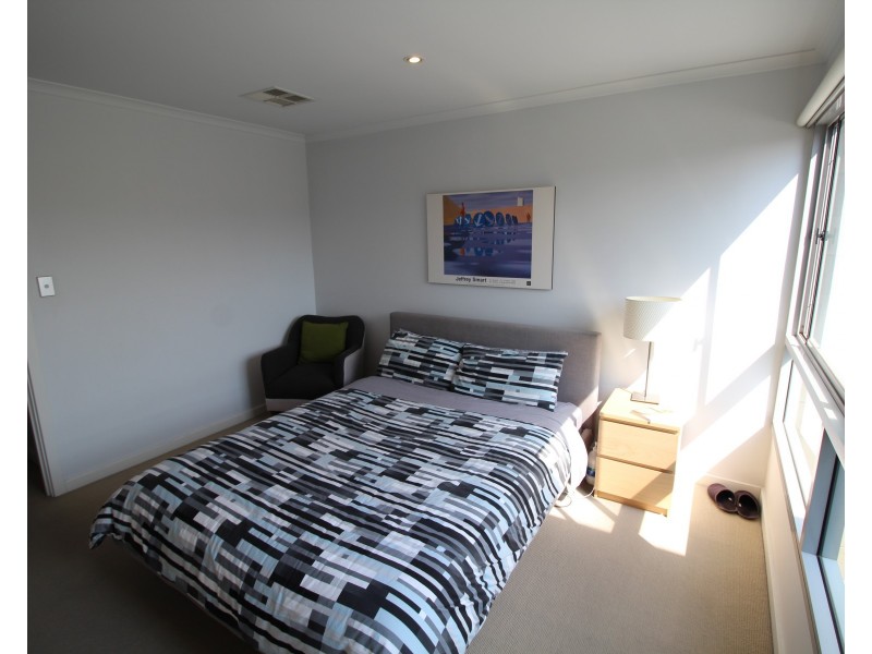 4 Pistrina Court, Adelaide SA 5000
