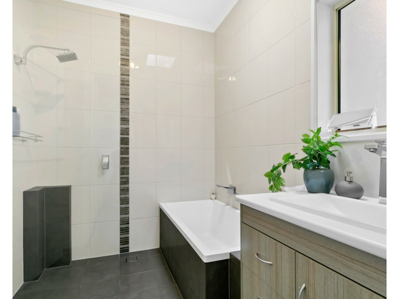 4 Sixth Avenue, Ascot Park SA 5043