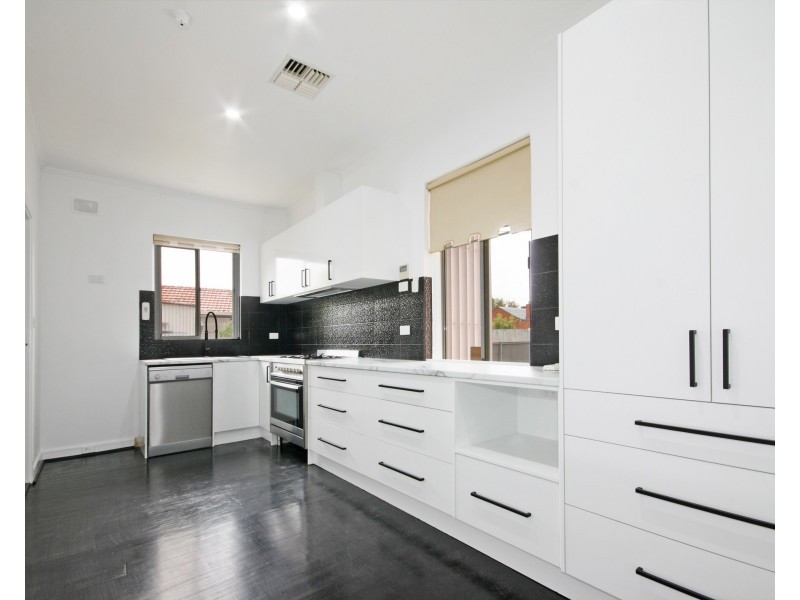 32 Fraser Street, Woodville South SA 5011