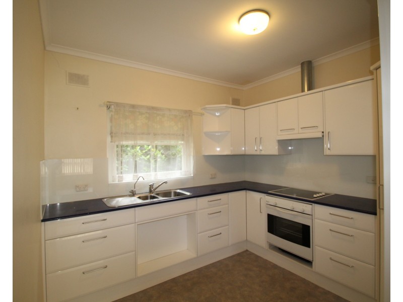 6/7-9 North Parade, Kingswood SA 5062