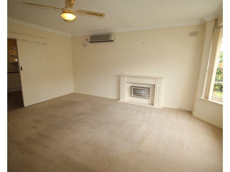 6/7-9 North Parade, Kingswood SA 5062