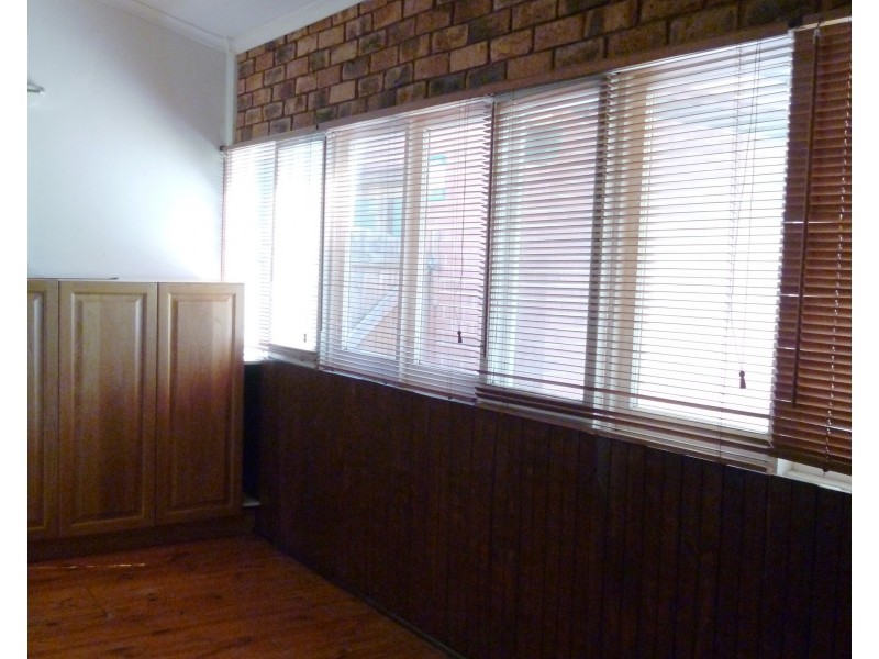 2 Laught Avenue, Black Forest SA 5035