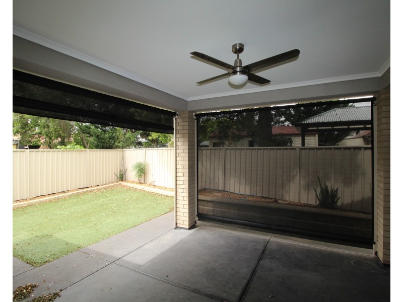 1a Thorne Crescent, Mitchell Park SA 5043