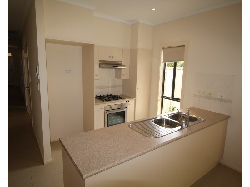 1a Thorne Crescent, Mitchell Park SA 5043