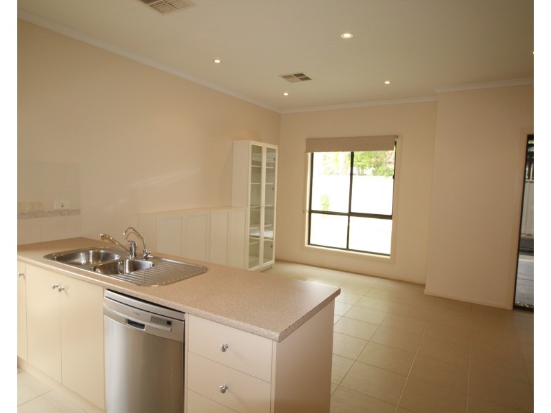 1a Thorne Crescent, Mitchell Park SA 5043