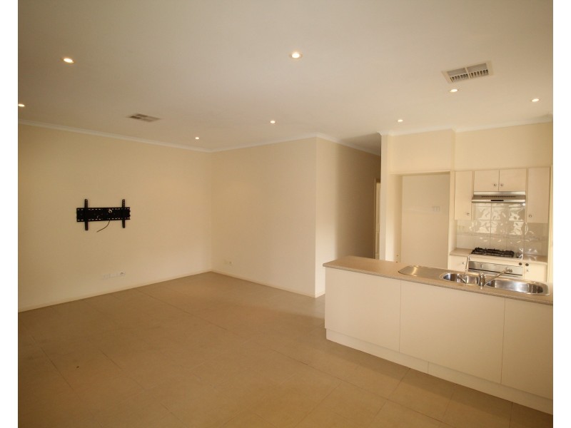 1a Thorne Crescent, Mitchell Park SA 5043