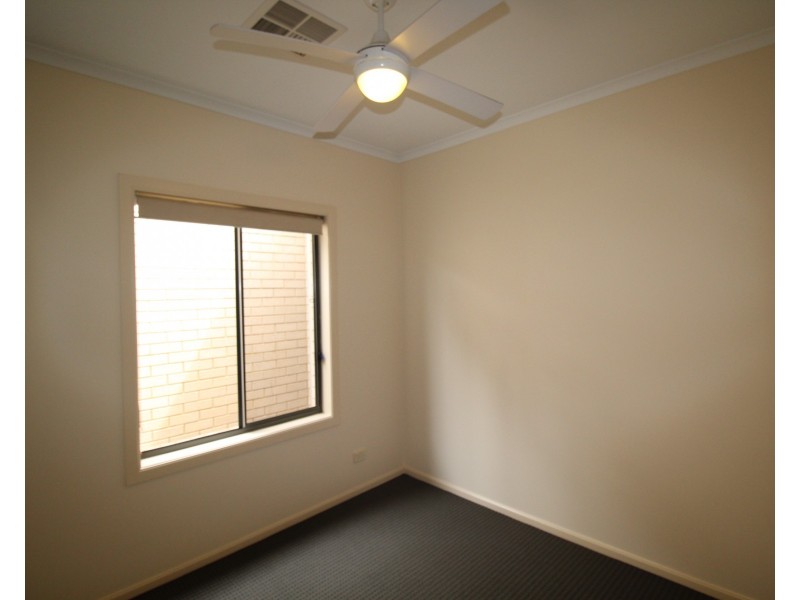 1a Thorne Crescent, Mitchell Park SA 5043