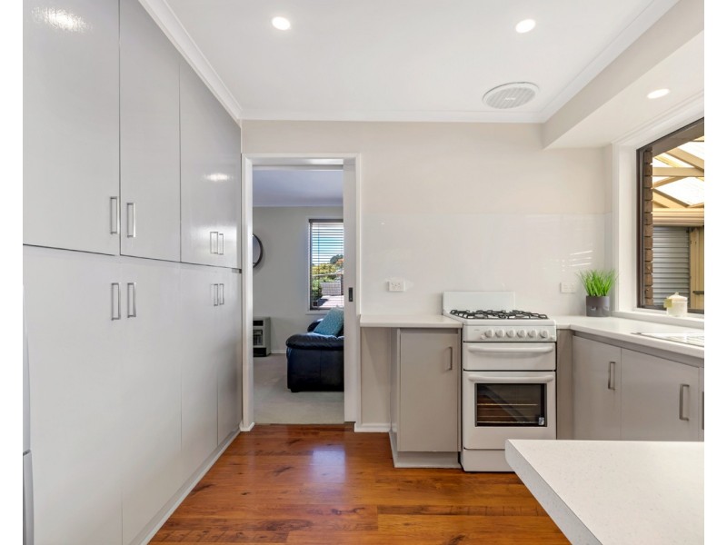 7 Bovard Court, Trott Park SA 5158