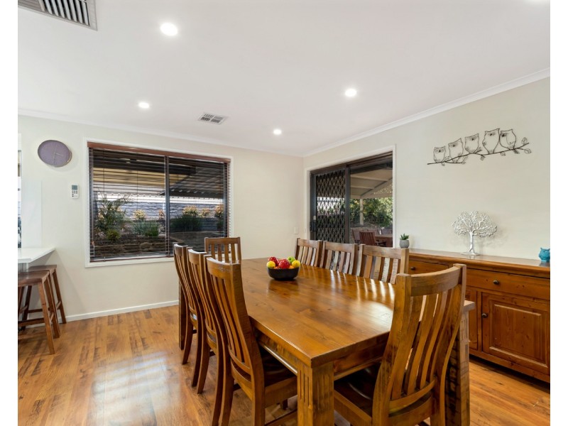 7 Bovard Court, Trott Park SA 5158