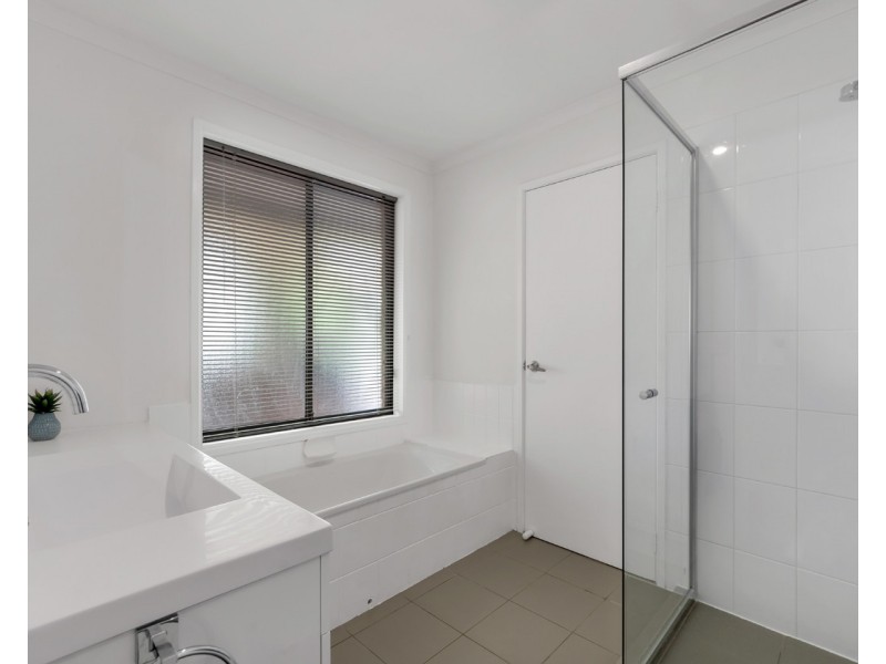 7 Bovard Court, Trott Park SA 5158