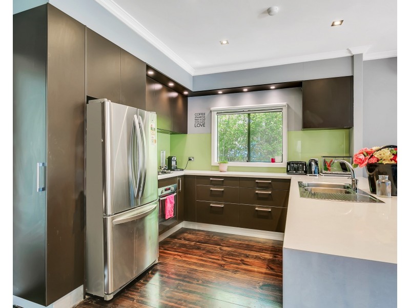 6 Tarranna Avenue, Park Holme SA 5043