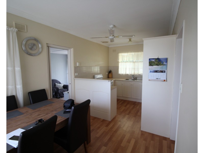 5 Sussex Crescent, Morphett Vale SA 5162