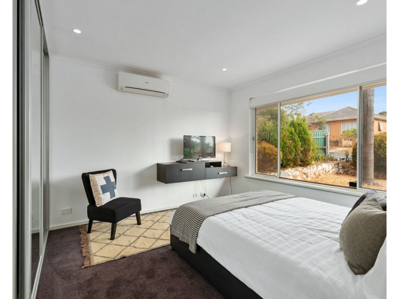 14 Gondola Grove, Para Hills SA 5096