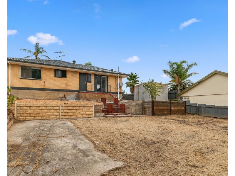 14 Gondola Grove, Para Hills SA 5096