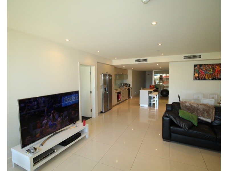 214/19  Holdfast Promenade, Glenelg SA 5045