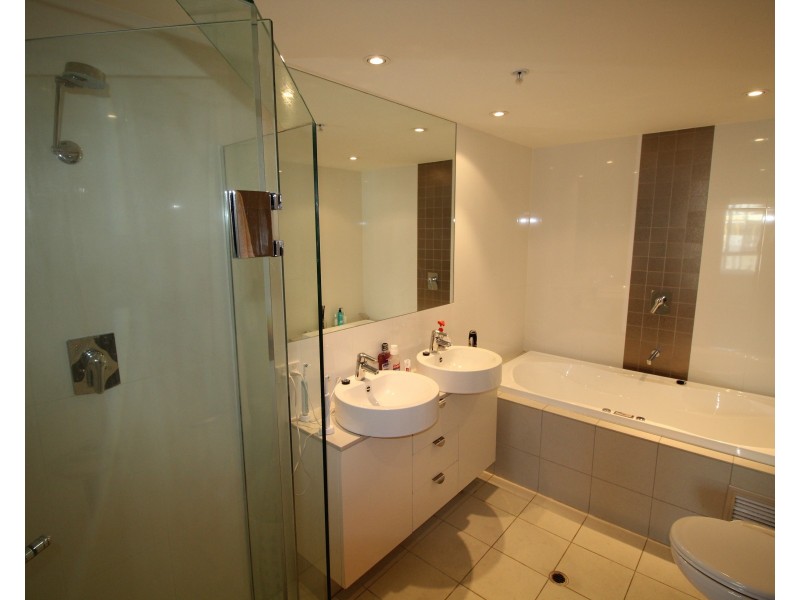 214/19  Holdfast Promenade, Glenelg SA 5045