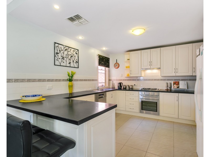 15 Yulinda Terrace, Lower Mitcham SA 5062