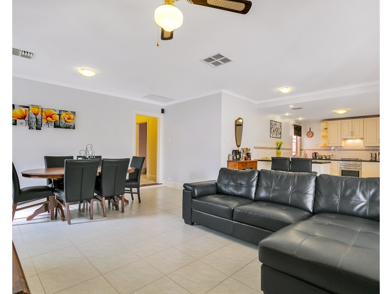 15 Yulinda Terrace, Lower Mitcham SA 5062