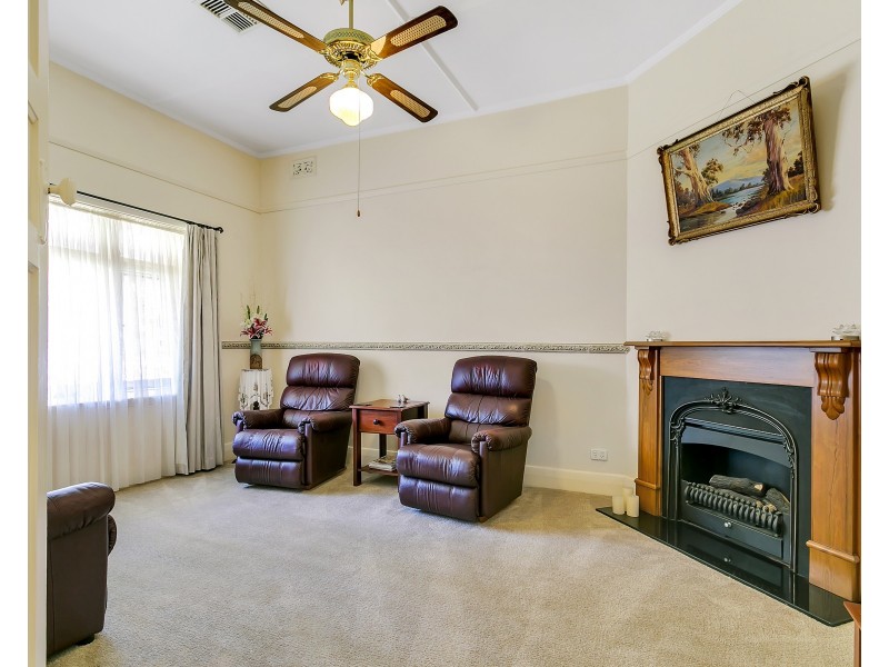 15 Yulinda Terrace, Lower Mitcham SA 5062