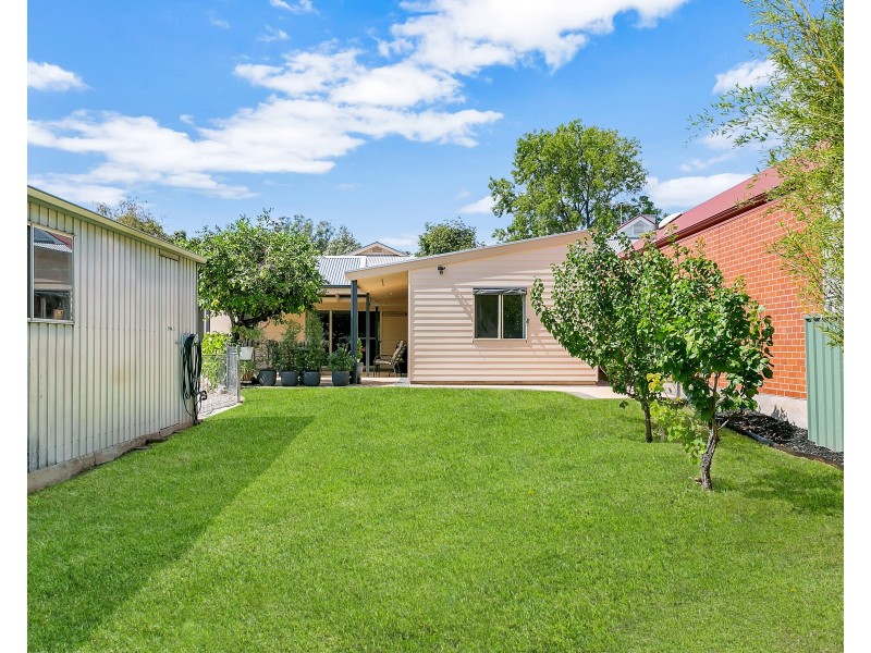 15 Yulinda Terrace, Lower Mitcham SA 5062