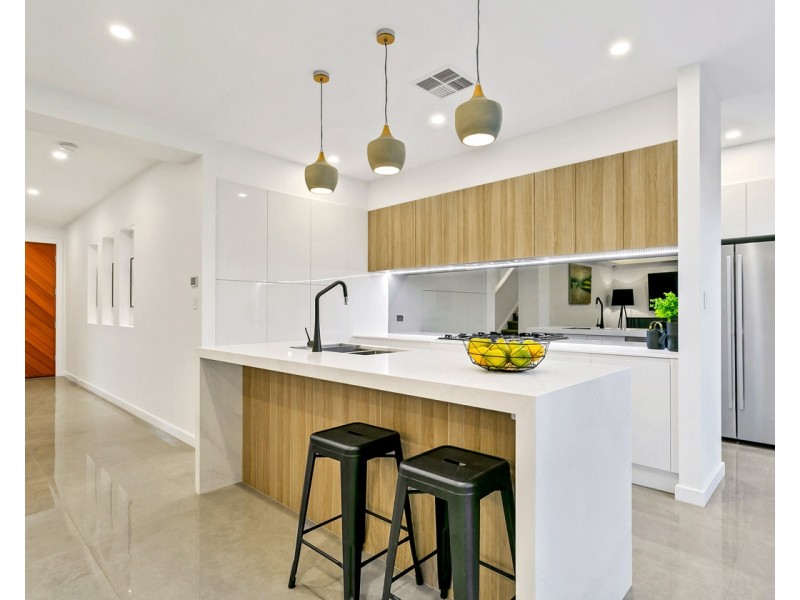 56 Albion Avenue, Glandore SA 5037