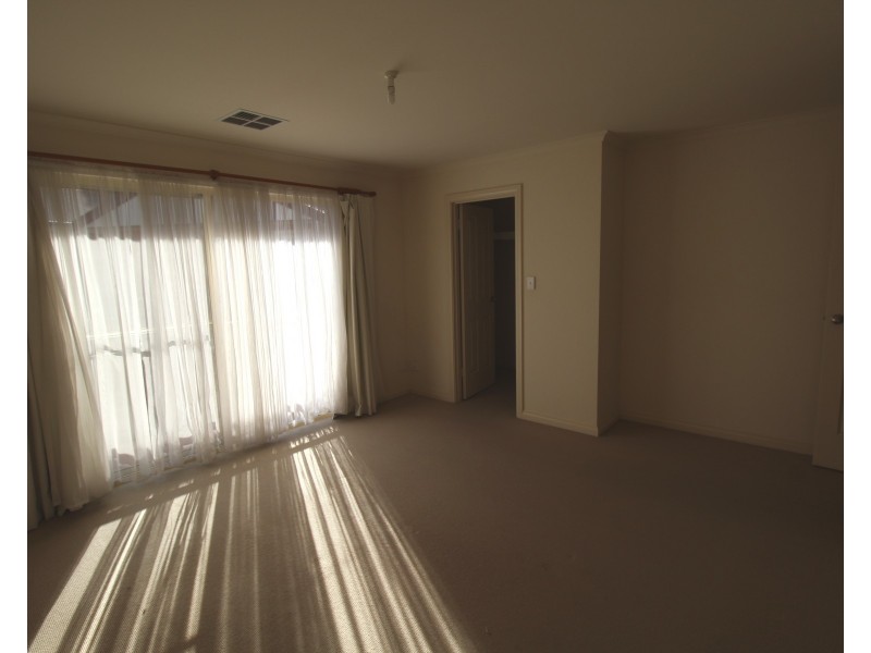 5/1b Thirza Avenue, Mitchell Park SA 5043