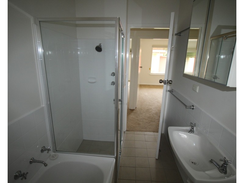 4/8 Farne Terrace, Marion SA 5043