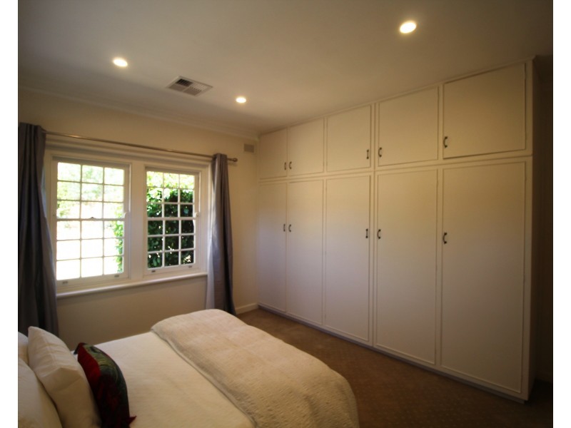 11 Sunnyside Road, St Georges SA 5064