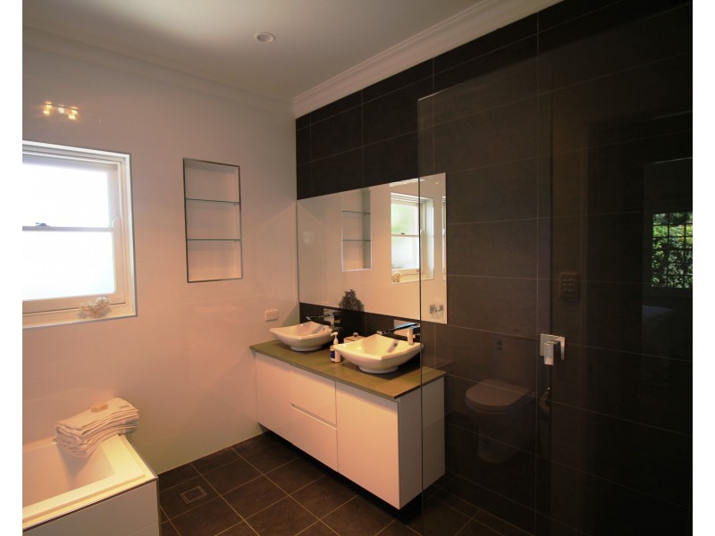 11 Sunnyside Road, St Georges SA 5064