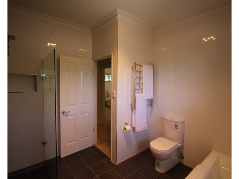 11 Sunnyside Road, St Georges SA 5064