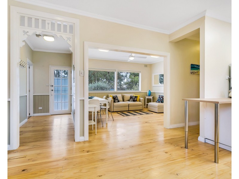 65 Gloucester Avenue, Belair SA 5052