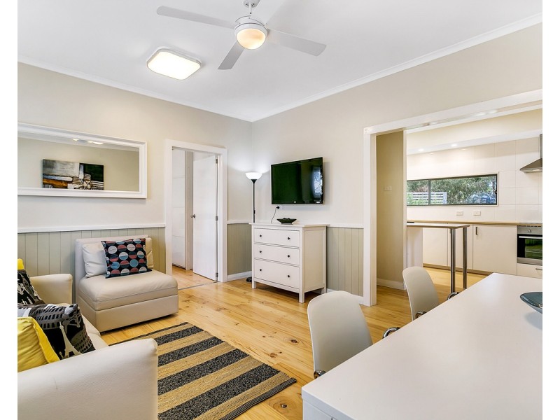 65 Gloucester Avenue, Belair SA 5052