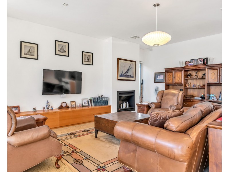 24 Lochness Avenue, Torrens Park SA 5062