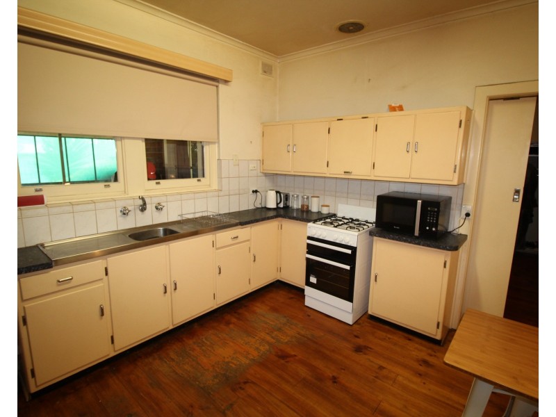 4a Ackland Avenue, Clarence Gardens SA 5039