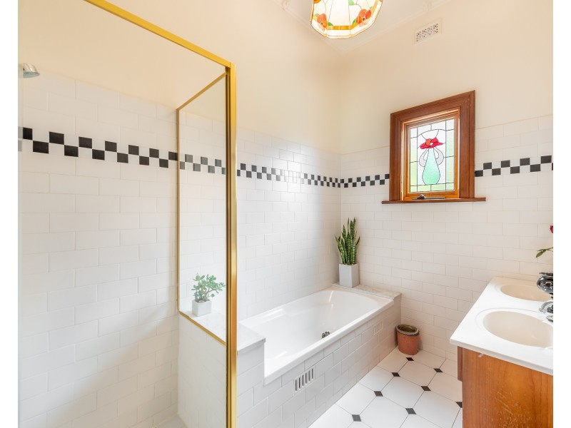 36 Henley Street, Mile End SA 5031