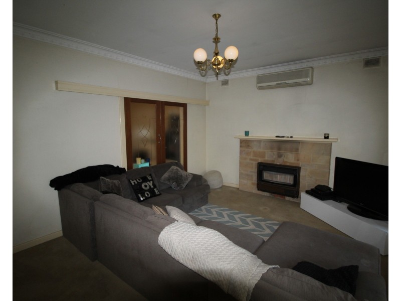 4a Ackland Avenue, Clarence Gardens SA 5039
