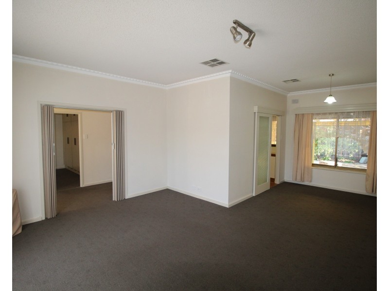 18 Ripon Road, Clarence Park SA 5034