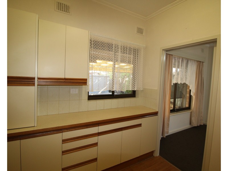 18 Ripon Road, Clarence Park SA 5034