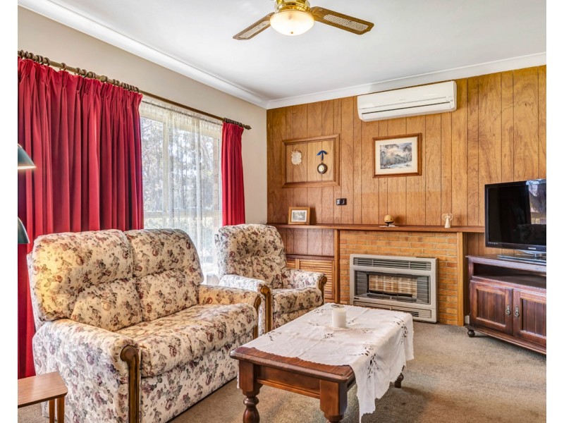 4 Glandore Avenue, Clovelly Park SA 5042