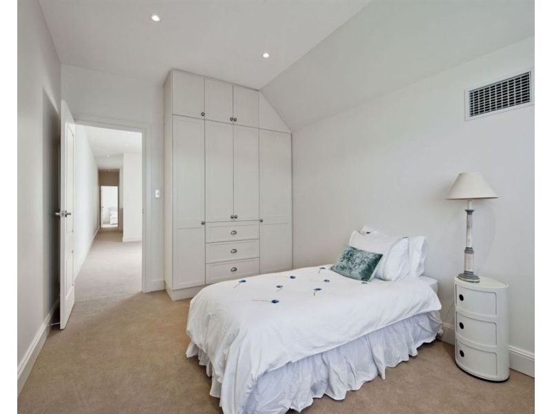 35 Kenilworth Road, Parkside SA 5063