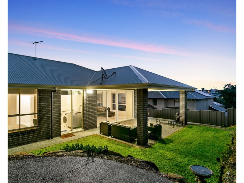 21 Riding Way, Craigburn Farm SA 5051