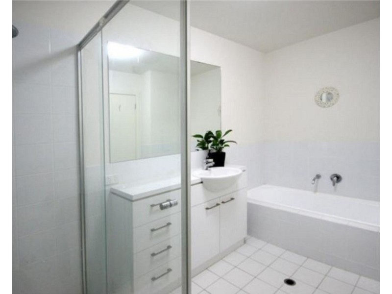 9/172 Wakefield Street, Adelaide SA 5000