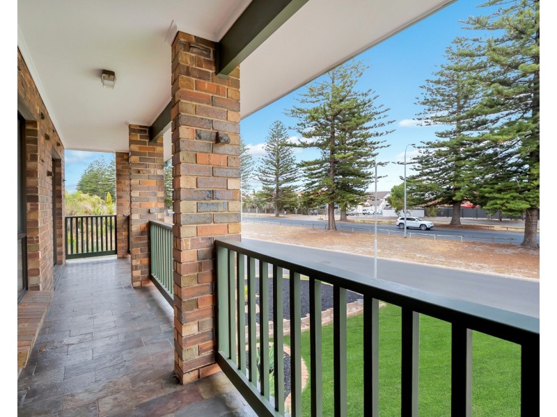 5 Sea Spray Avenue, North Haven SA 5018