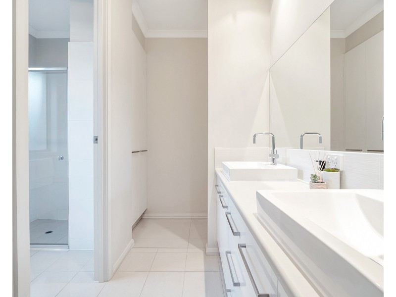 4 Lawson Avenue, Kings Park SA 5034