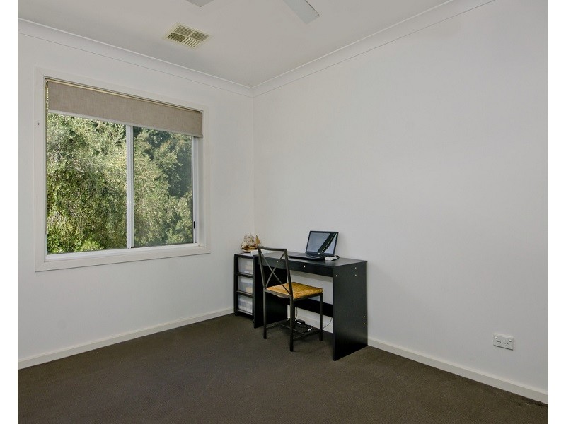 25 Maldon Ave, Mitchell Park SA 5043
