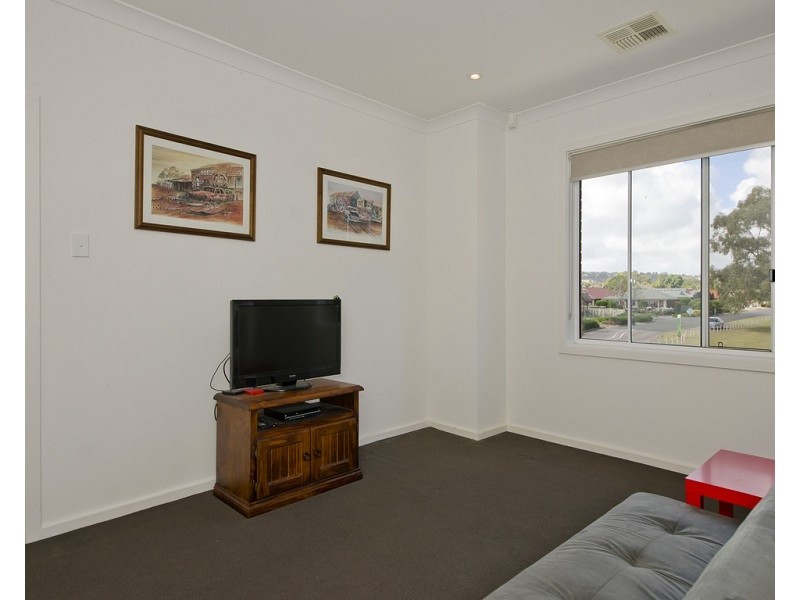 25 Maldon Ave, Mitchell Park SA 5043