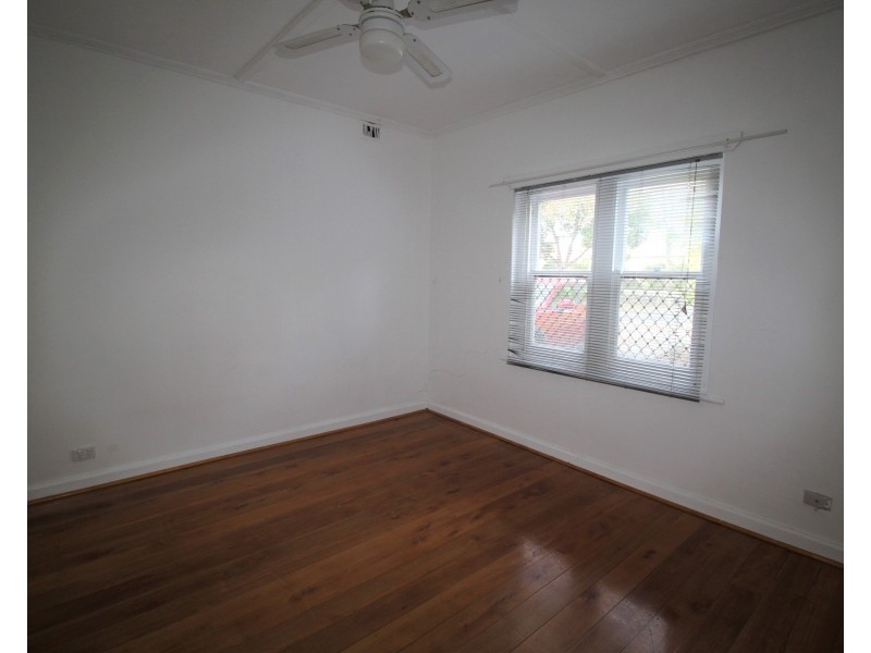 18 Plymouth Avenue, Devon Park SA 5008